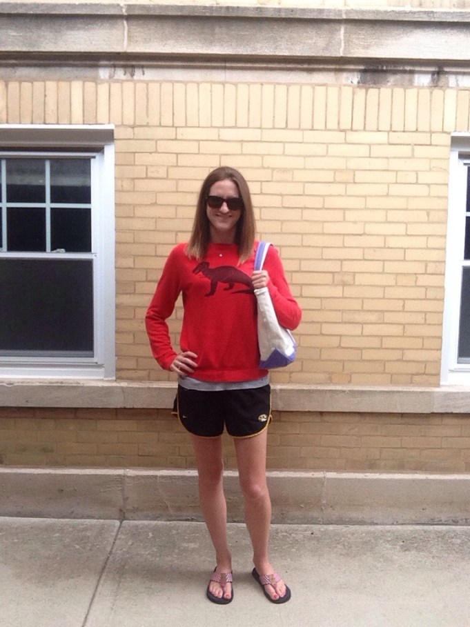 rae's days casual outfit